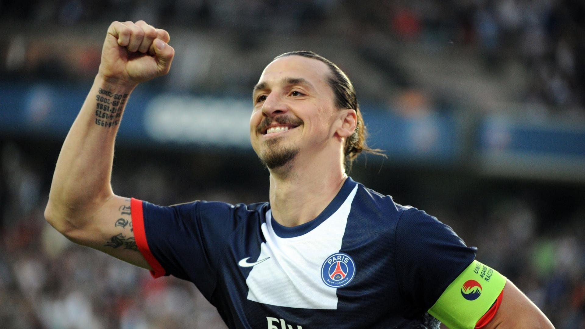 AYX体育官网-赛车精神：F1运动中的激励故事，f1赛车的魅力